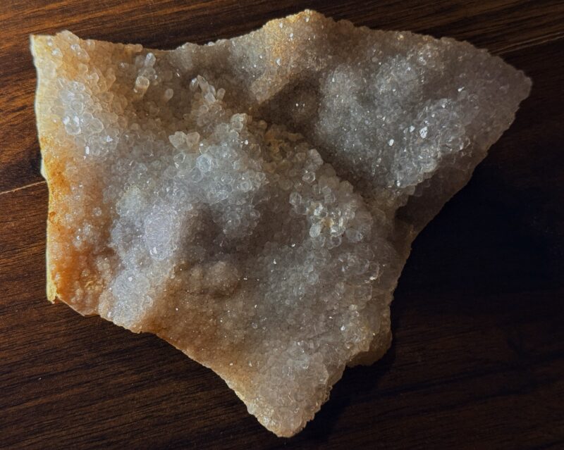 極光淨海 冰糖霜藍砂糖晶簇 Druzy Apophyllite on Blue Chalcedony Landscape | 原礦