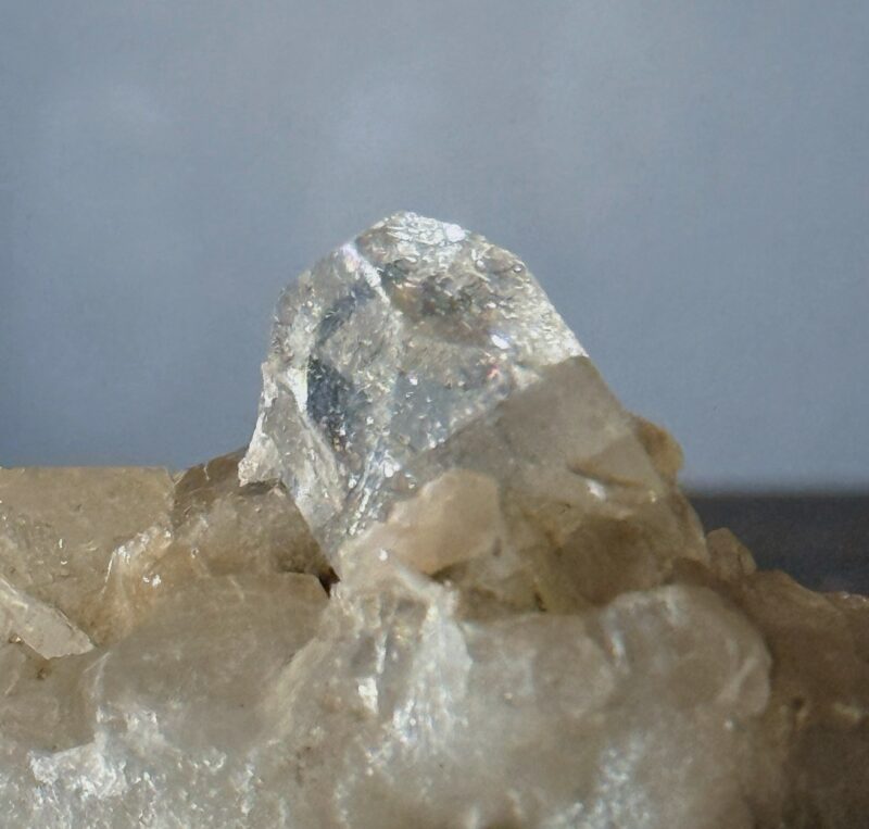 晨曦共生 彩虹粉沸石魚眼 Apophyllite with Pink Stilbite | 原礦